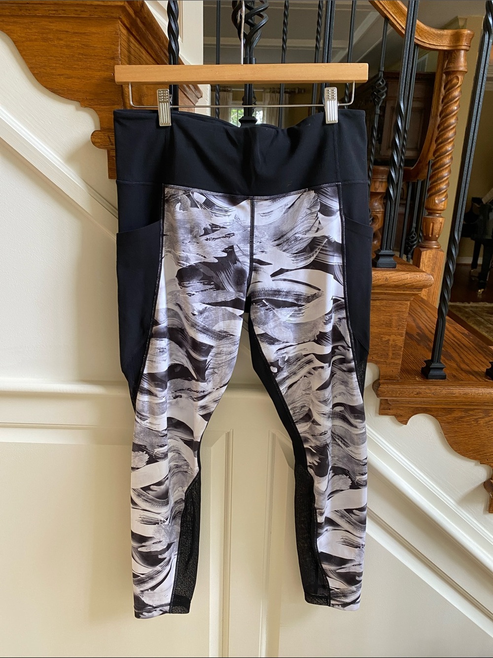 ATHLETA Side Pocket Leggings Pants